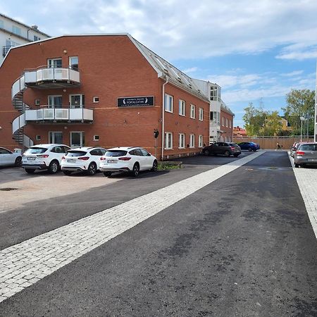 Vandrarhem Uppsala - Portalgatan ภายนอก รูปภาพ